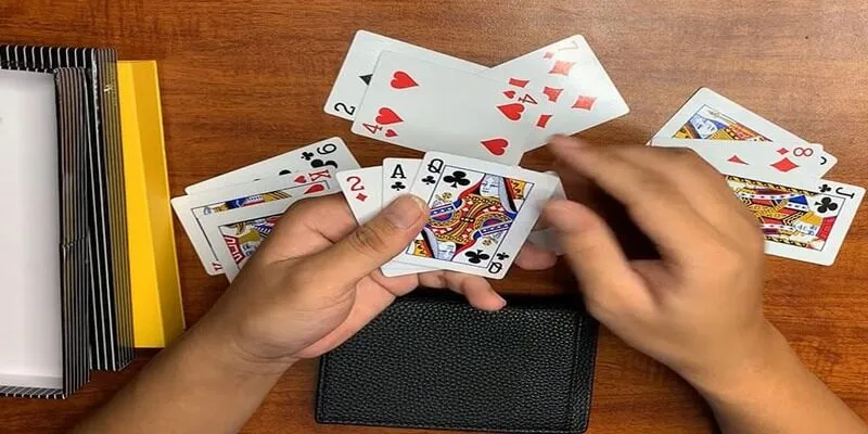 Những mẹo mà bạn nên biết trong cách chơi bài liêng